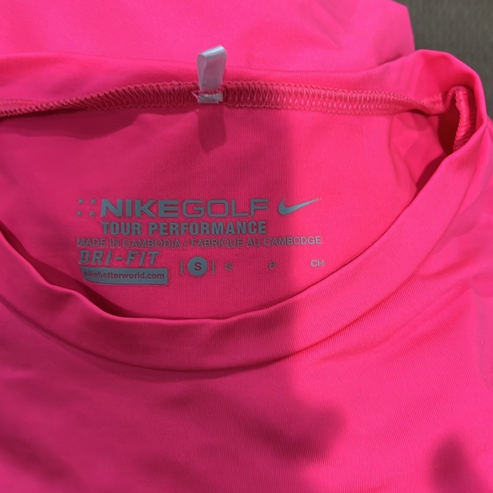 Women’s NIKE top - Picture 4 of 4